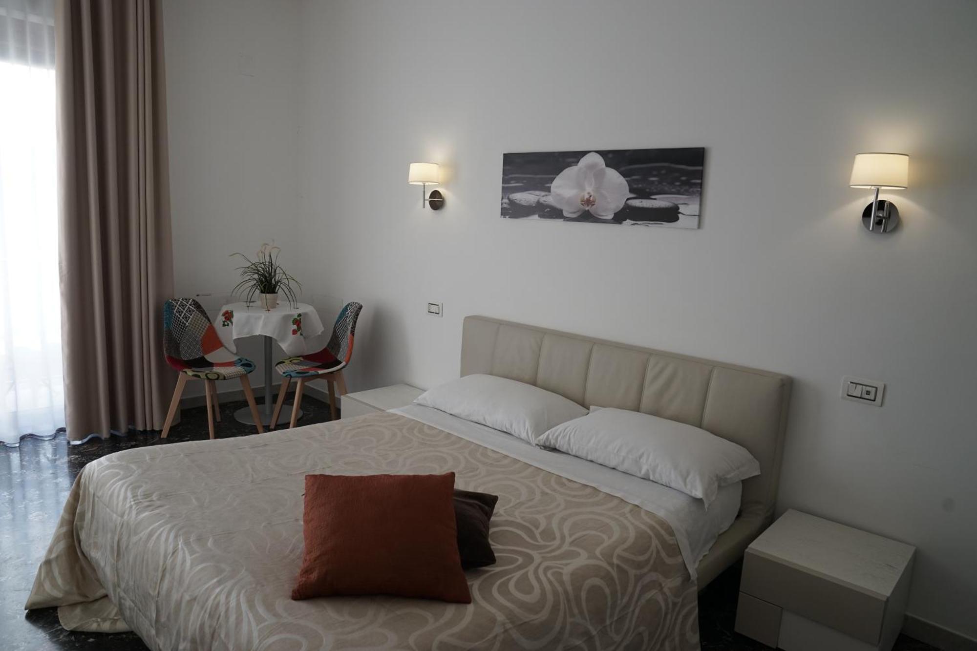B&B La Vie En Rose Salerno Exterior photo
