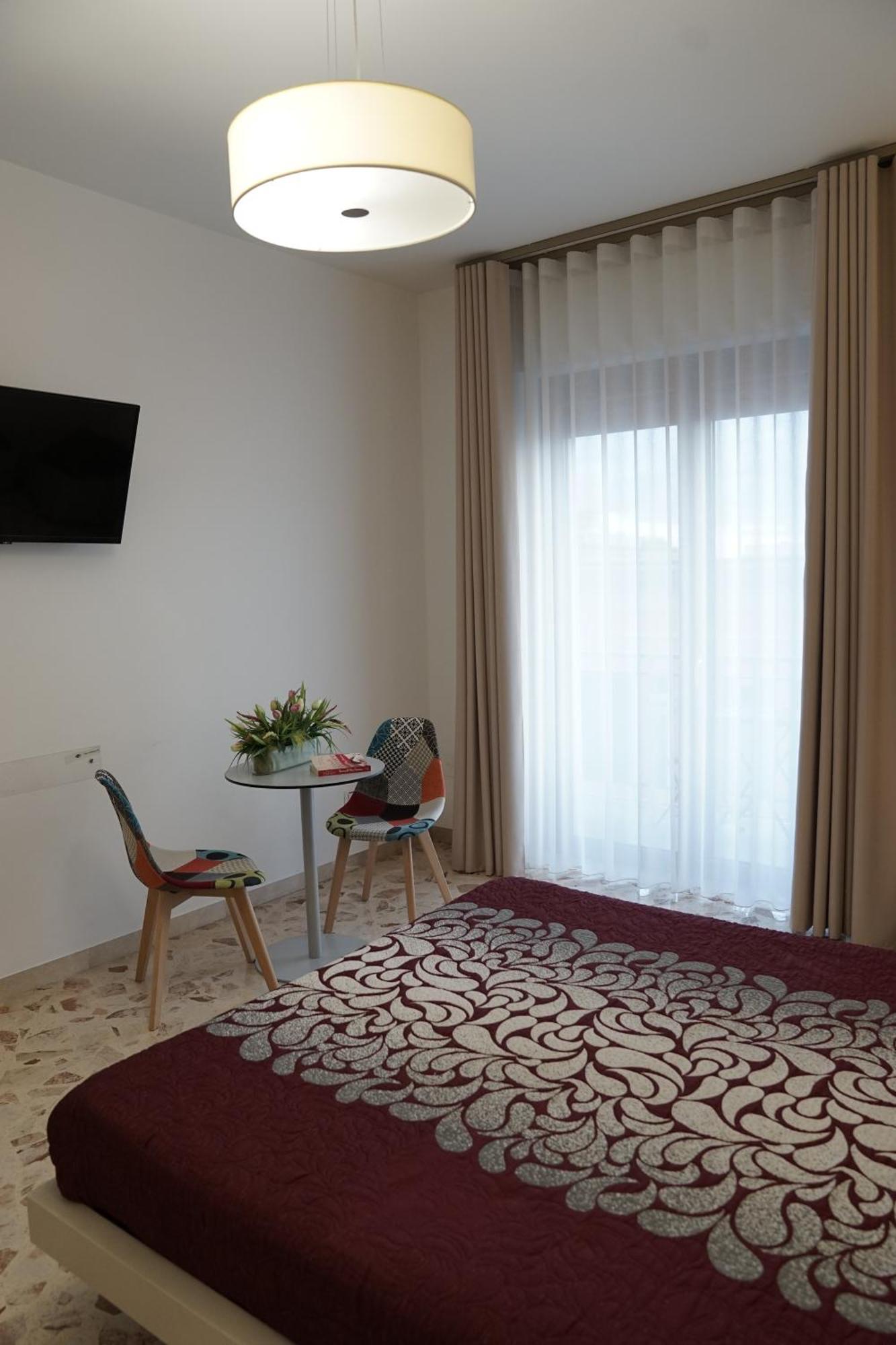 B&B La Vie En Rose Salerno Exterior photo