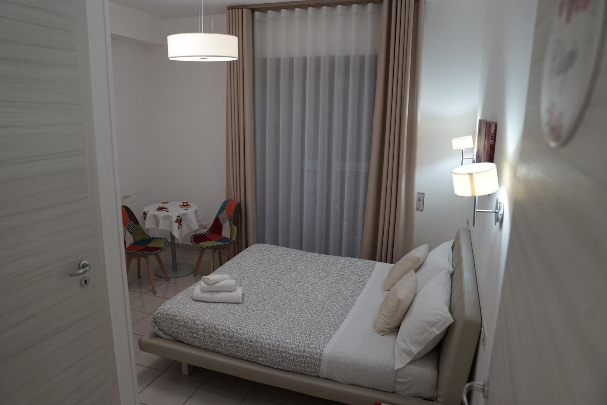 B&B La Vie En Rose Salerno Exterior photo