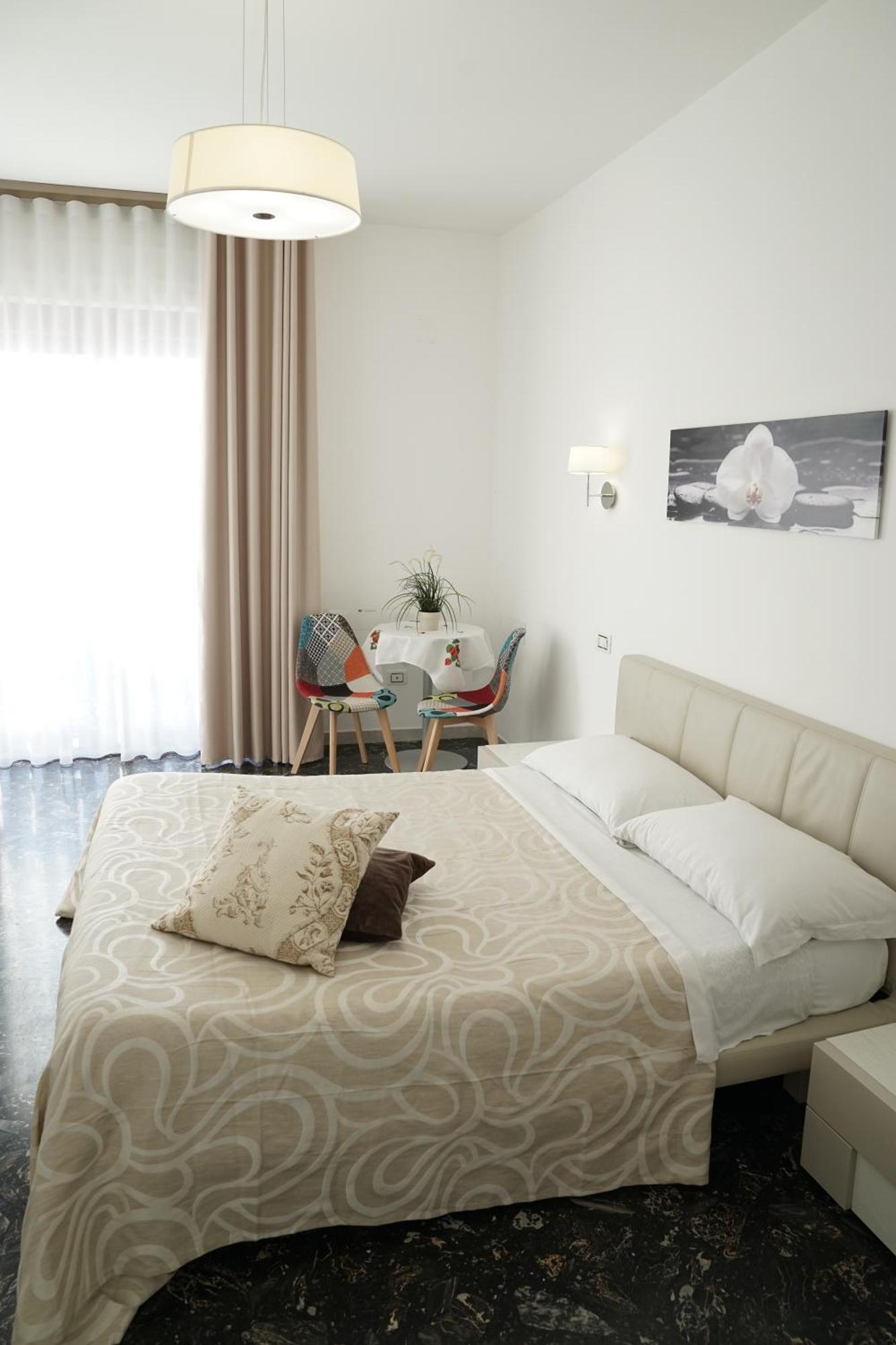 B&B La Vie En Rose Salerno Exterior photo