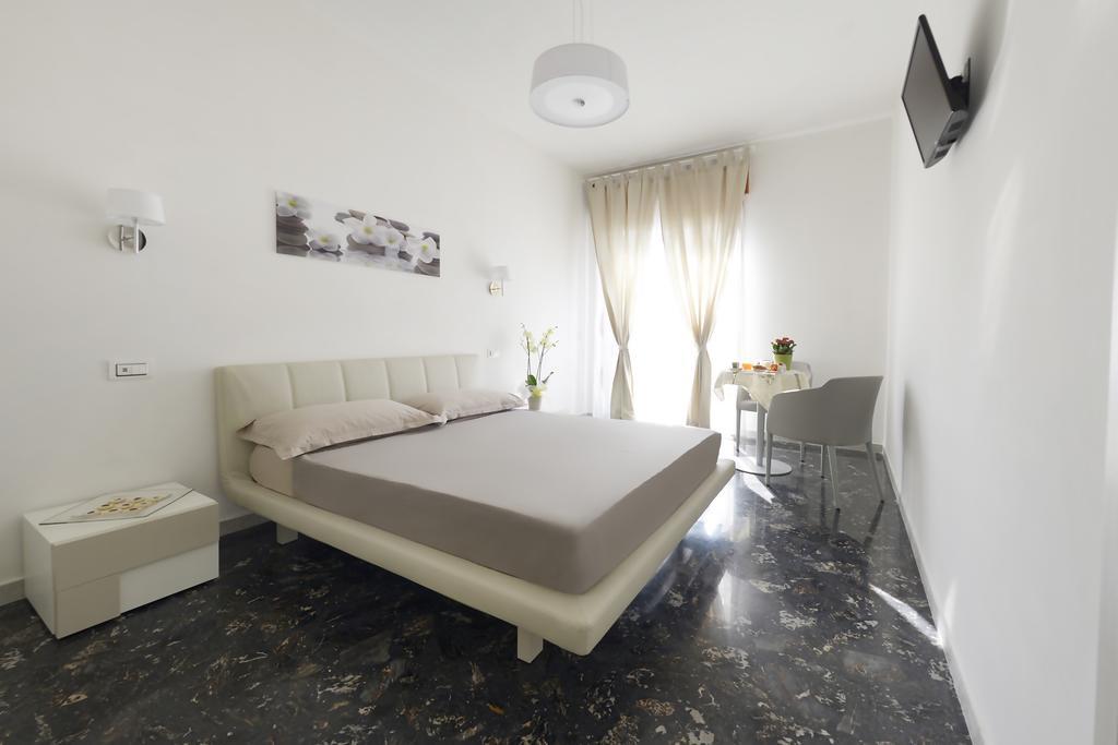 B&B La Vie En Rose Salerno Room photo